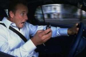 MENTRE TELEFONO GUIDO